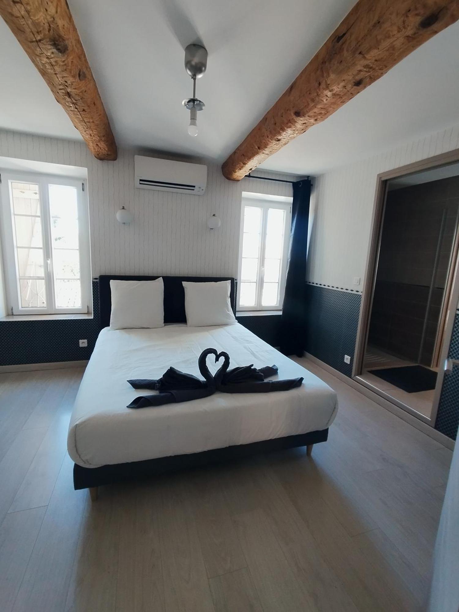 Les 27 Villa Ginestas Ngoại thất bức ảnh